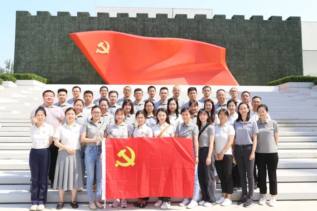 銘記奮斗歷程 擔(dān)當(dāng)歷史使命 | 中建材信息技術(shù)黨總支組織赴黨史展覽館開(kāi)展主題黨日學(xué)習(xí)活動(dòng)